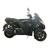 Coprigambe Termoscud R207X, un coprigambe impermeabile con fodera termica. Utilizzato su scooter. Di Tucano Urbano.